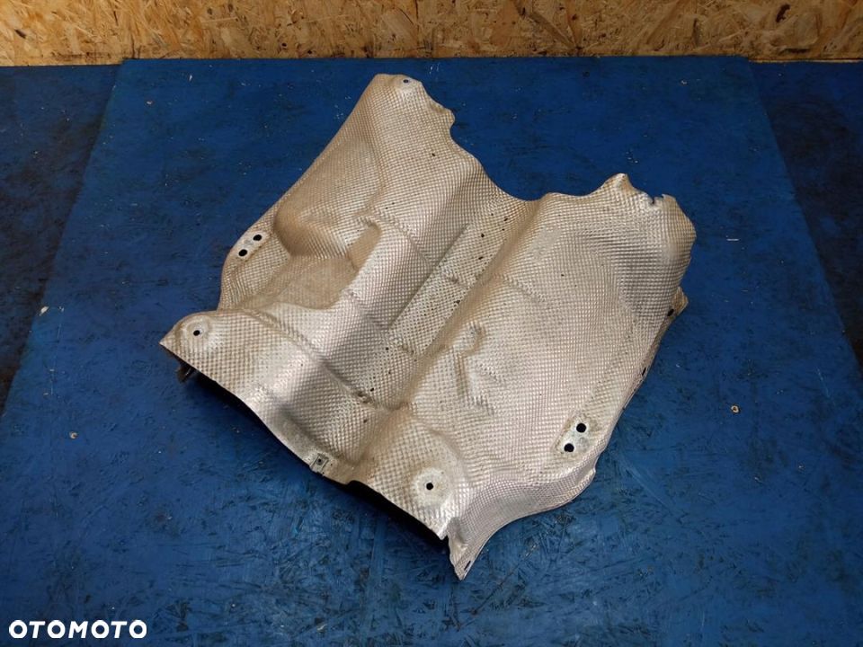 OSŁONA TERMICZNA MERCEDES GL X166 A1666821300 - 1