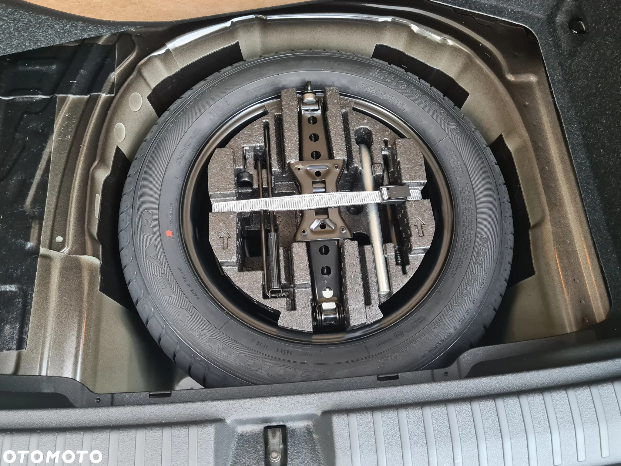 Skoda Kamiq 1.5 TSI Monte Carlo DSG - 29