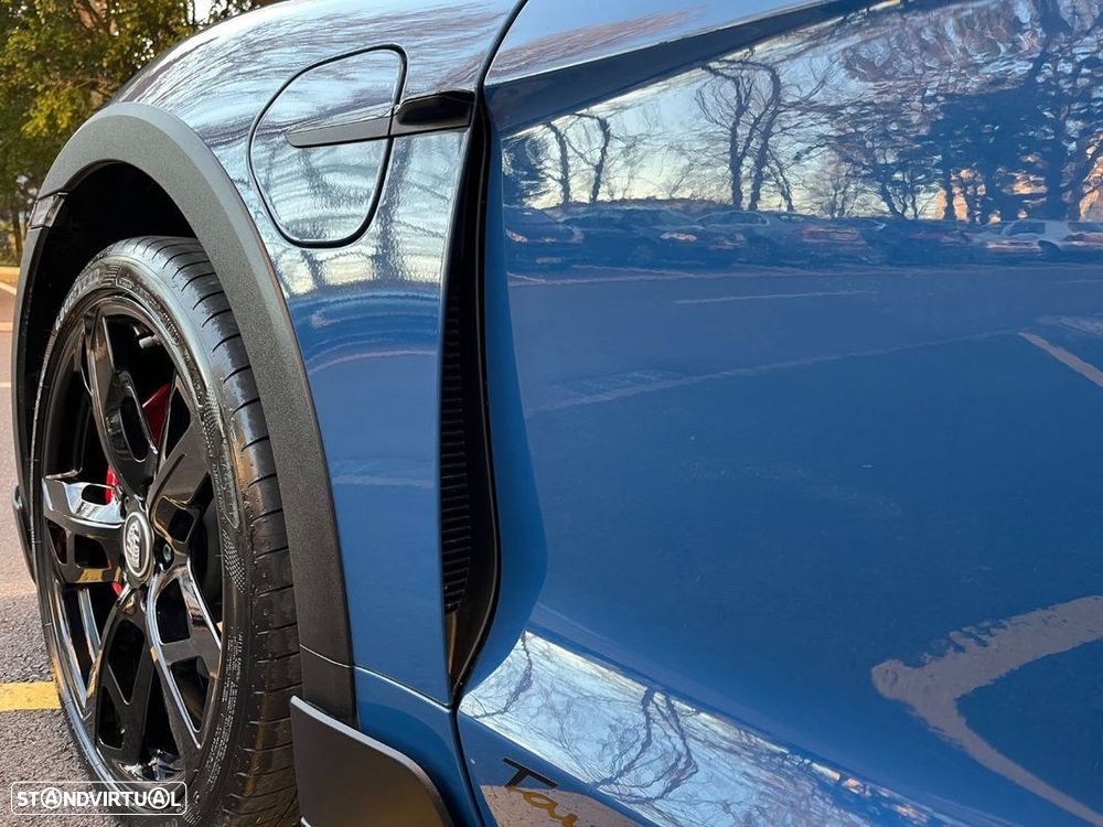 Porsche Taycan Cross Turismo 4S - 60