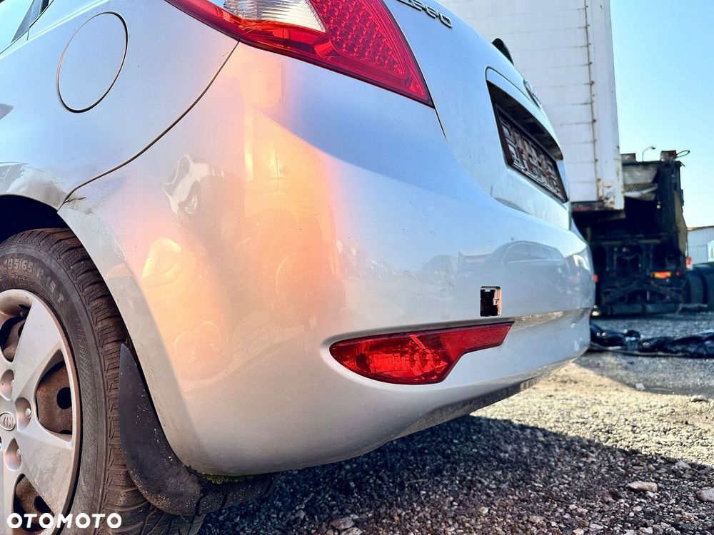 ZDERZAK TYŁ TYLNY KIA CEED I LIFT HATCHBACK 2009 R KOD LAK. 9S - 5