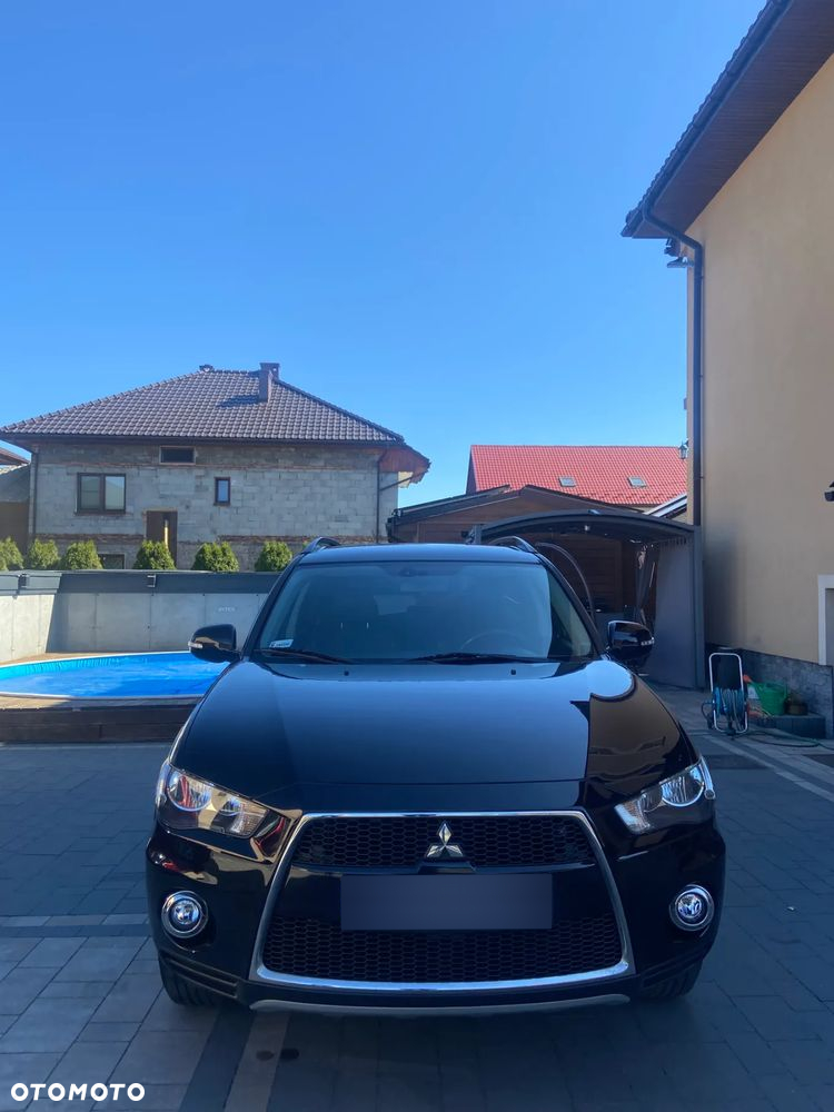 Mitsubishi Outlander 2.0 Intense + NAVI 2WD EU5 - 3