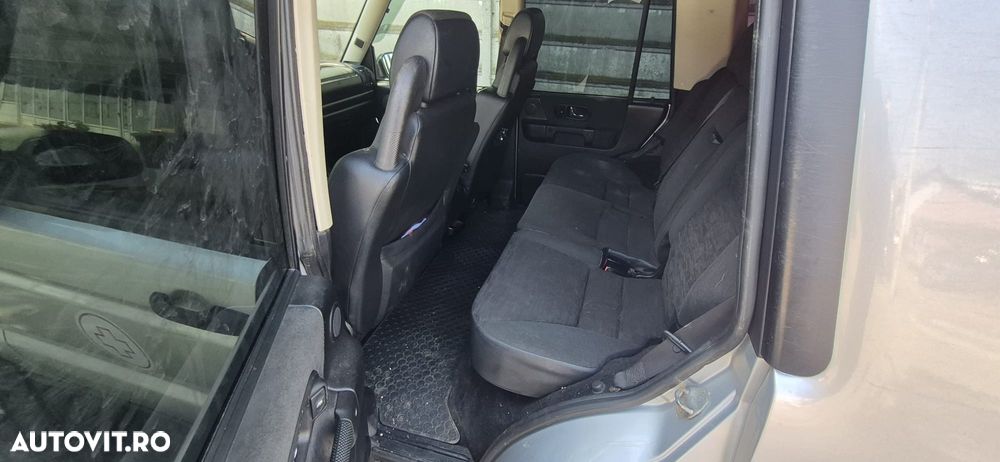 Land Rover Discovery - 8