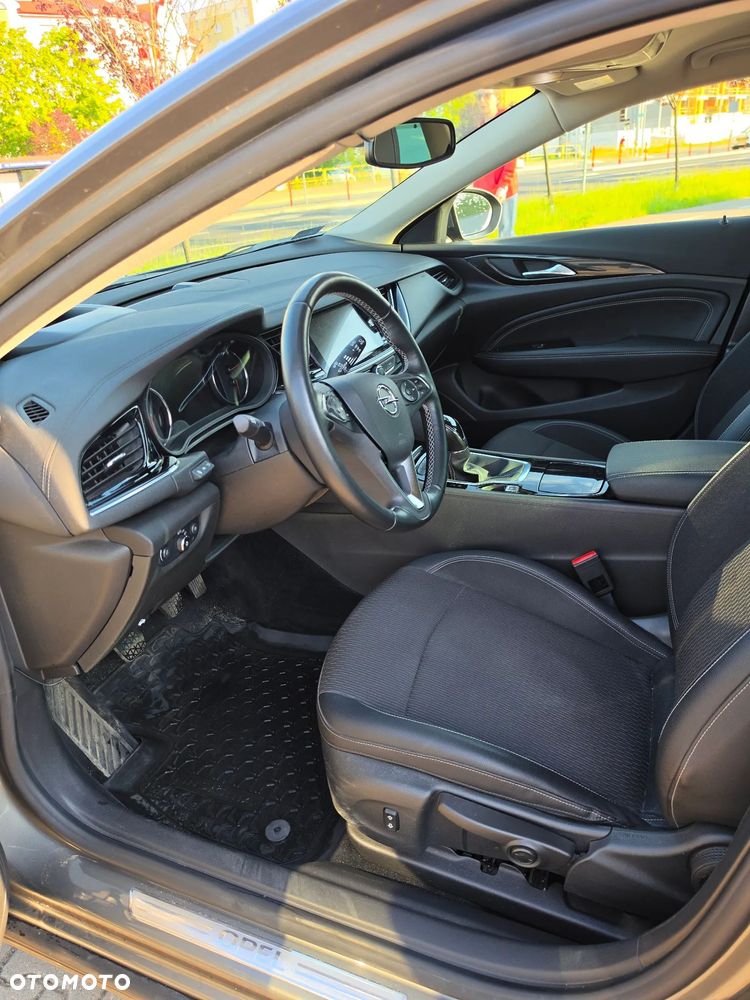 Opel Insignia 1.5 T Elite S&S Eco - 16