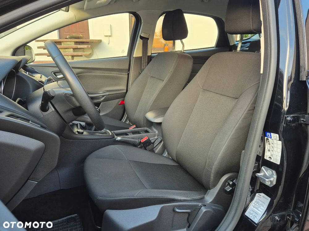 Ford Focus - 11