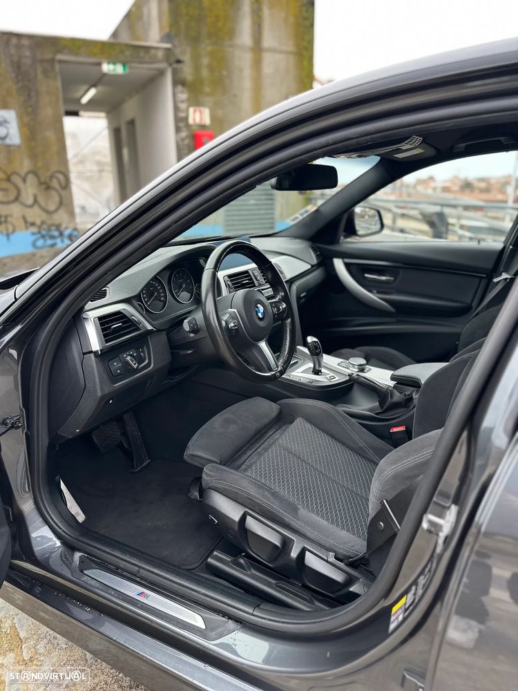 BMW 330 e iPerformance Pack M - 8