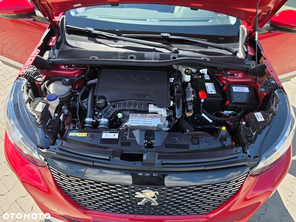 Peugeot 2008 PureTech 130 GT Pack - 33