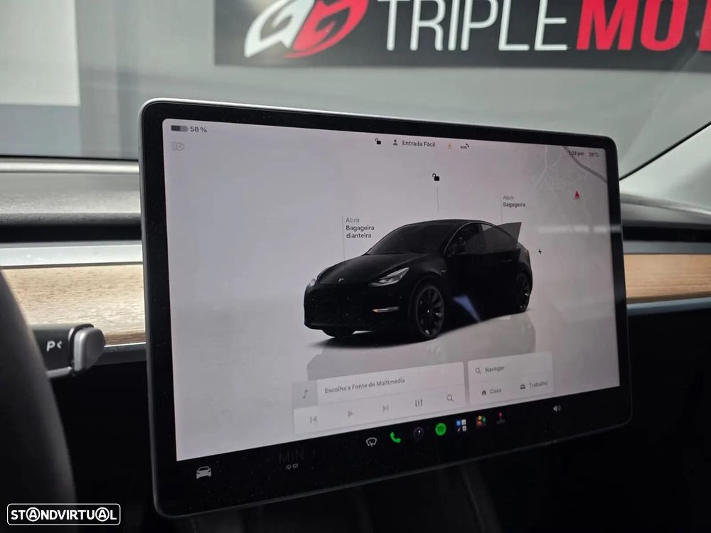 Tesla Model Y Long Range Dual Motor AWD - 19