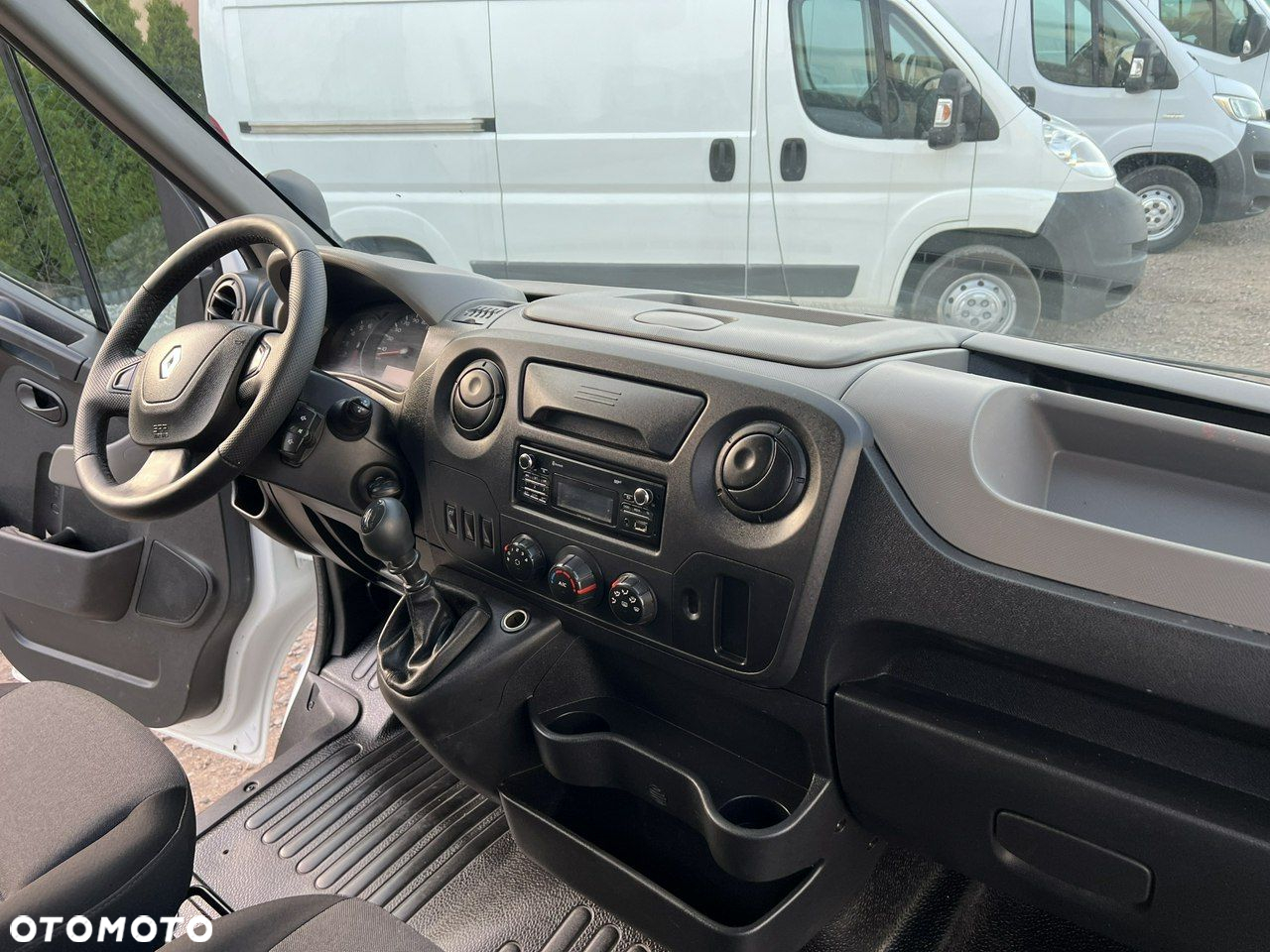 Renault Master - 15