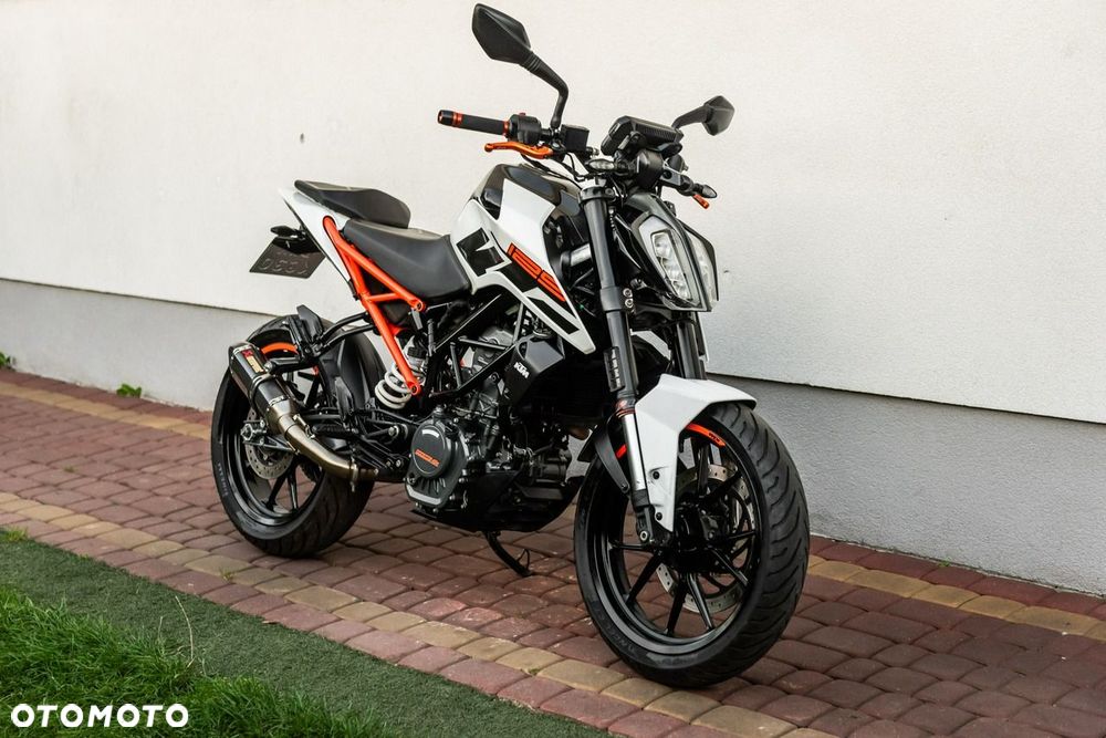 KTM Duke