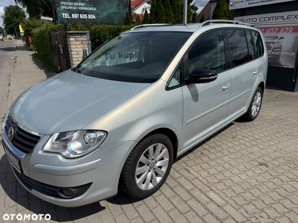 Volkswagen Touran 2.0 TDI Highline - 8