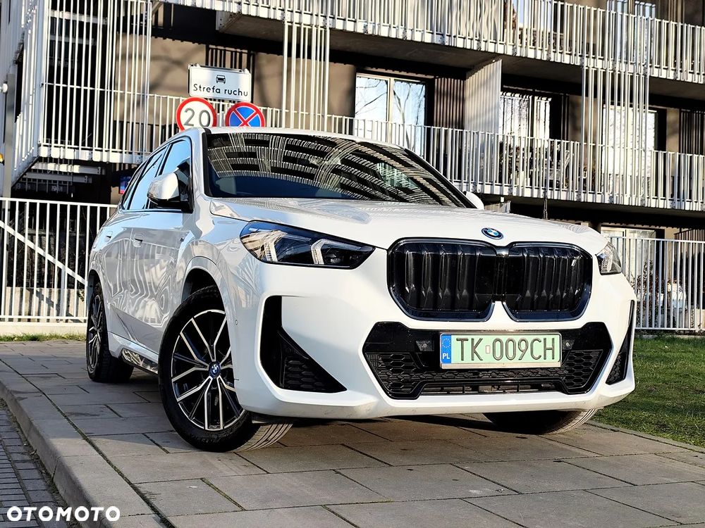 BMW iX1 xDrive30 66.5kWh M Sport - 3