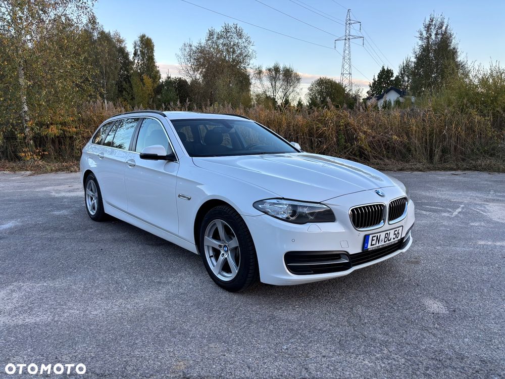 BMW 5 2013 photo 2