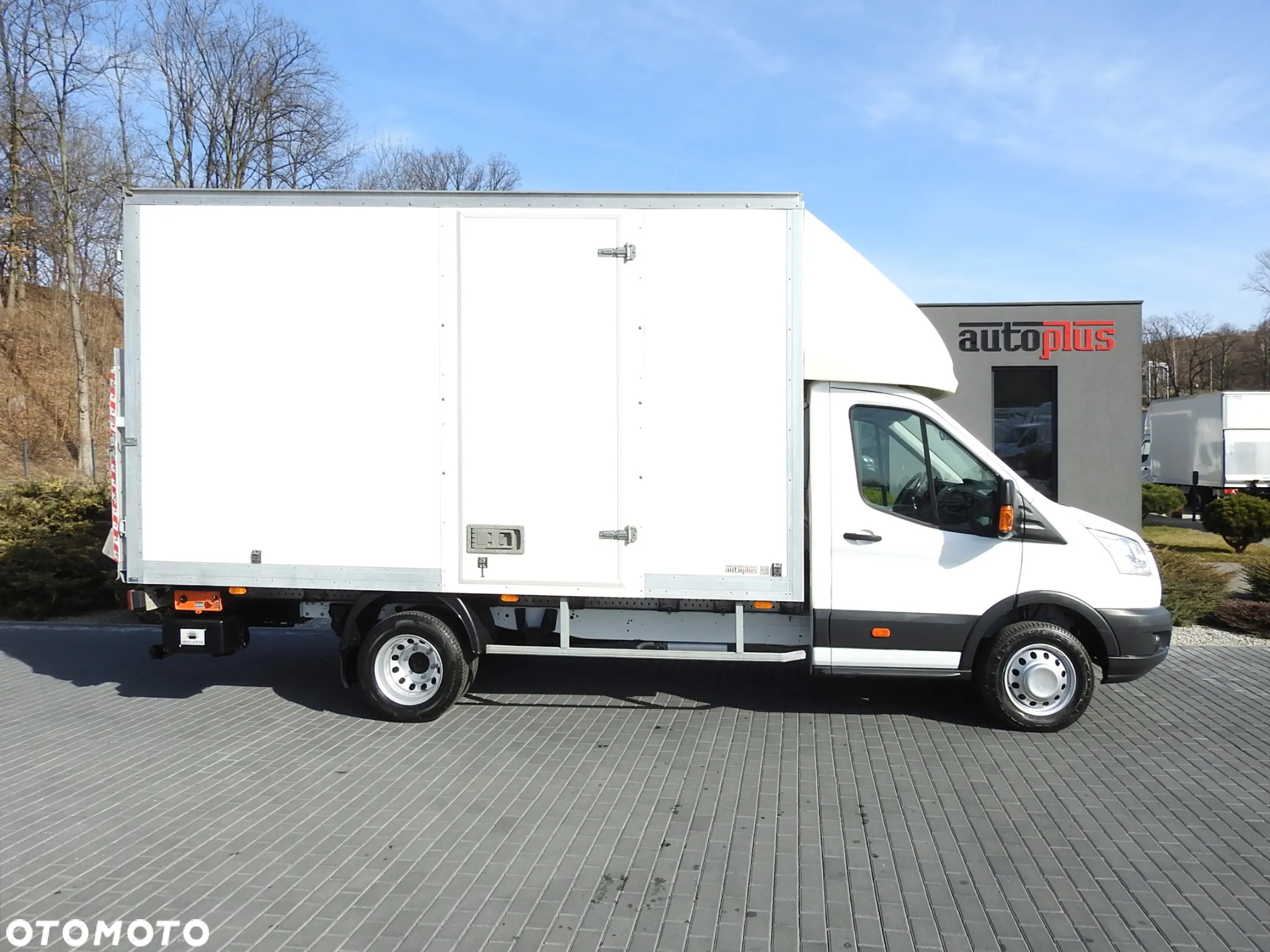 Ford TRANSIT  KONTENER WINDA 8 PALET TEMPOMAT LEDY BLIŹNIACZE KOŁA KLIMATYZACJA 170KM [ B14018 ] - 5