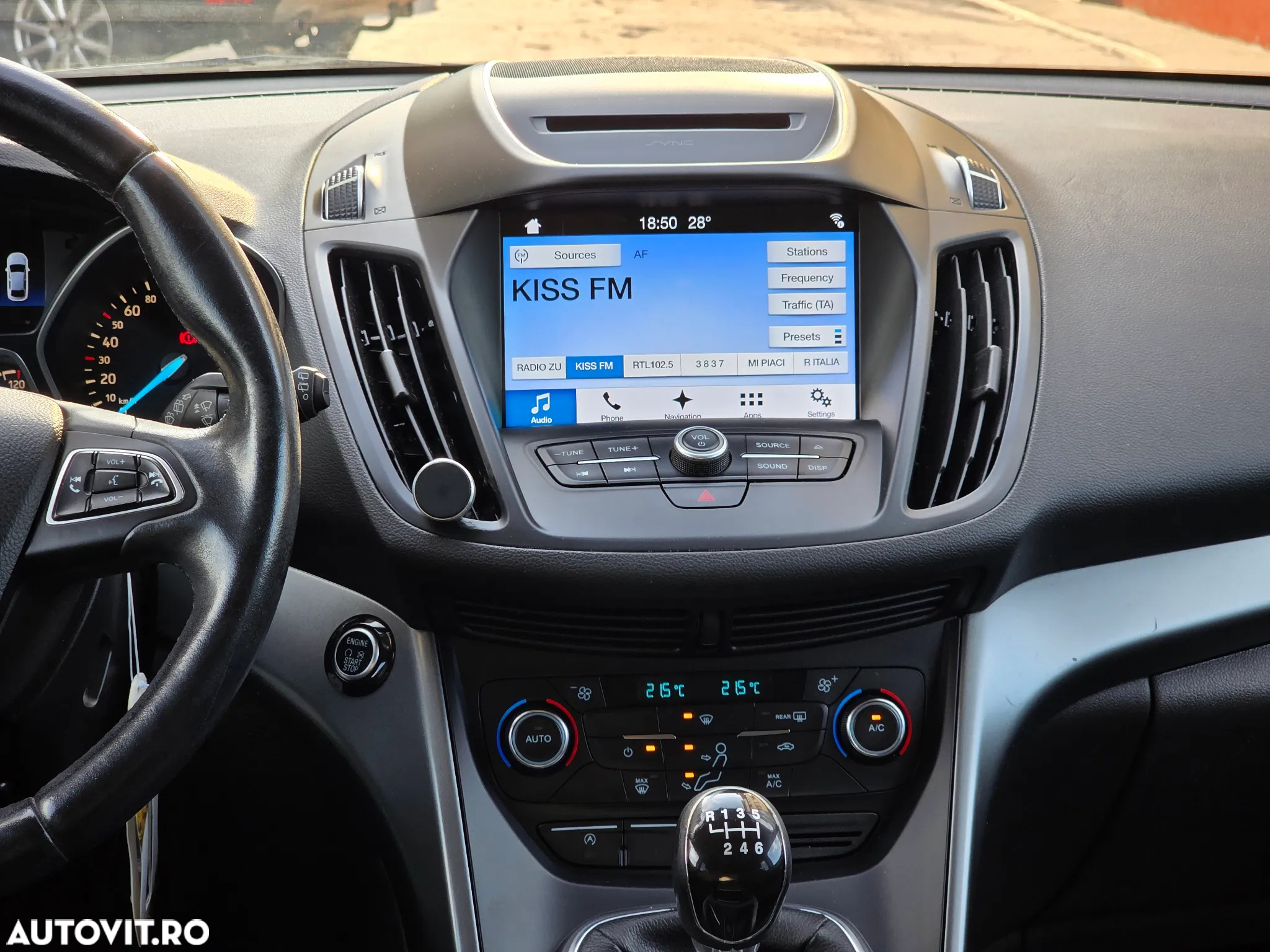 Ford Kuga 1.5 TDCi 2WD Trend - 8