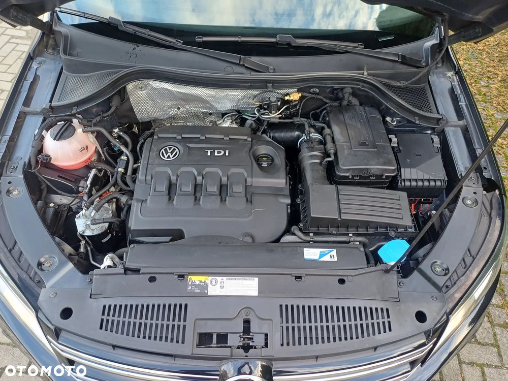 Volkswagen Tiguan - 10