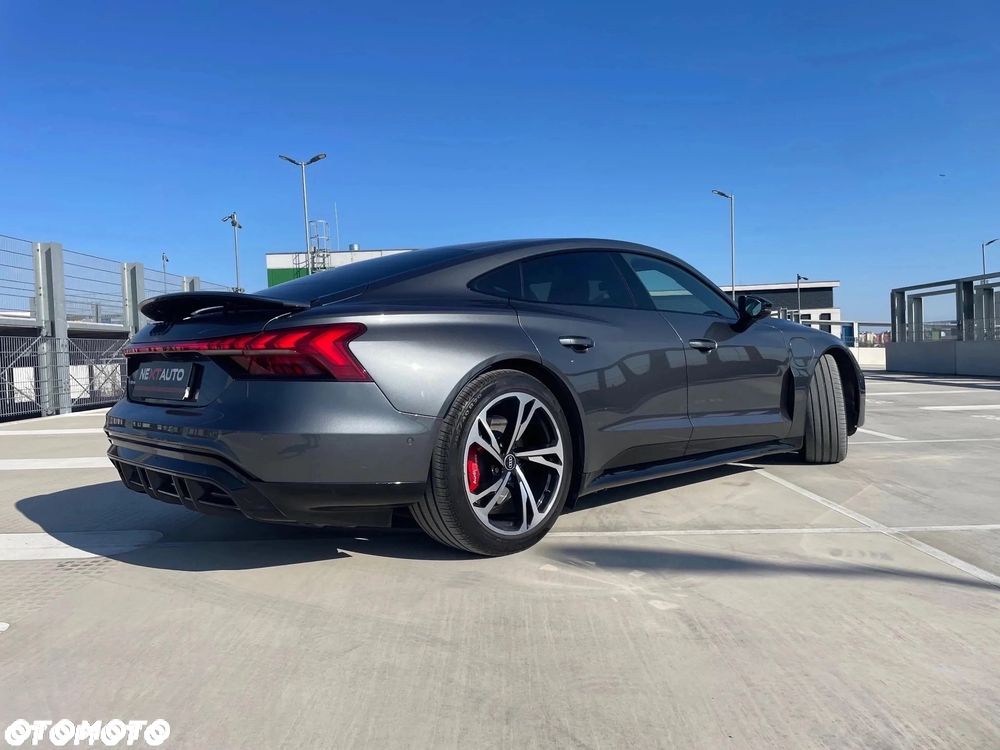 Audi e-tron GT 60 93kWh Quattro - 11
