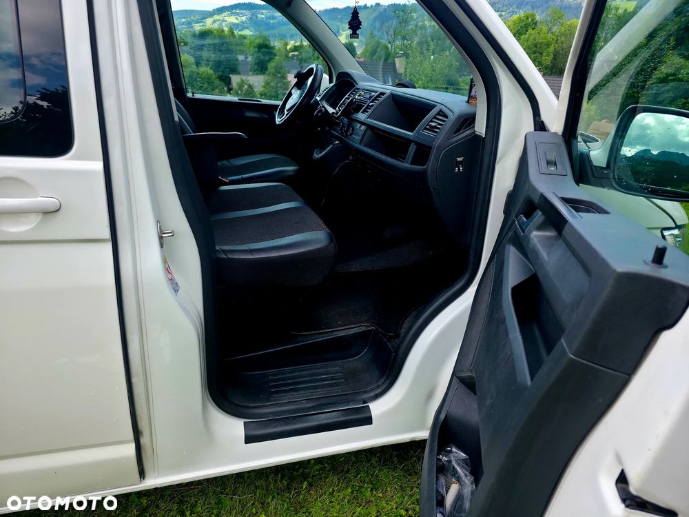 Volkswagen Caravelle 2.0 TDI L2 Trendline 4Motion DSG - 10