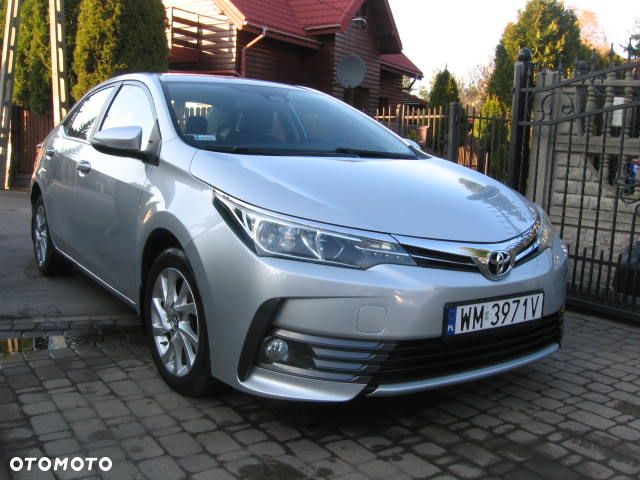 Toyota Corolla 1.6 Premium - 1