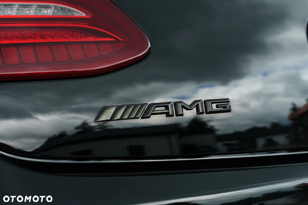 Mercedes-Benz Klasa E 220 d 4-Matic AMG - 18