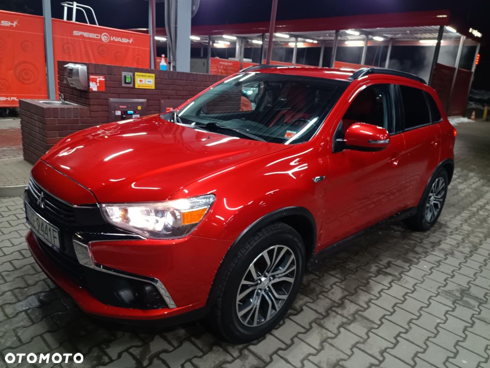 Mitsubishi Outlander - 1