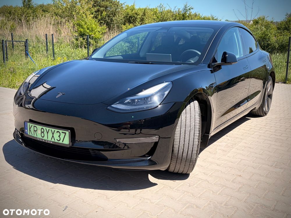 Tesla Model 3 - 2