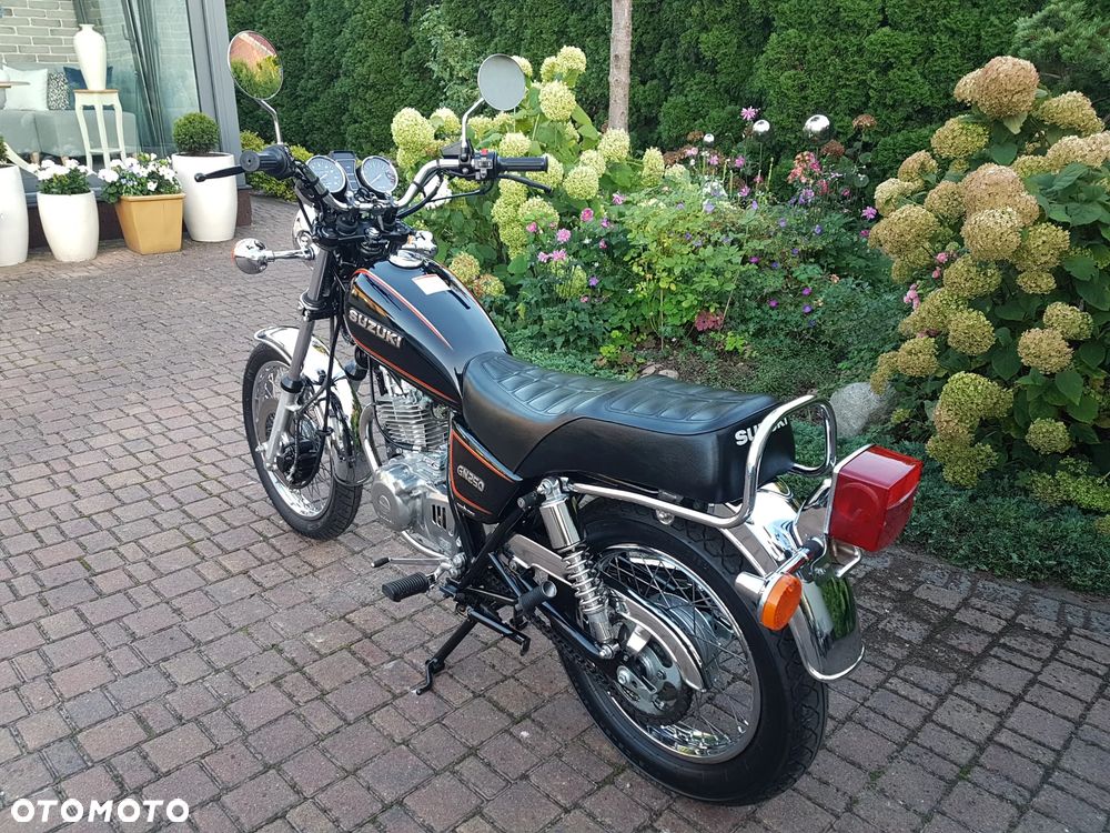 Suzuki GN - 17
