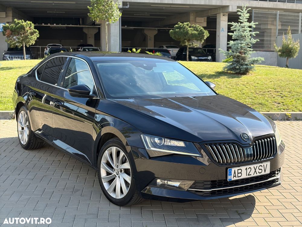Skoda Superb 2.0 TDI DSG Ambition - 2