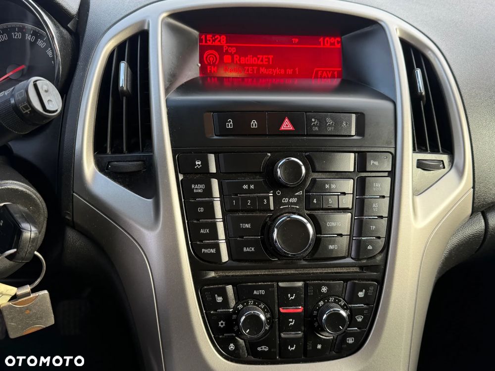 Opel Astra 1.4 T Cosmo - 9