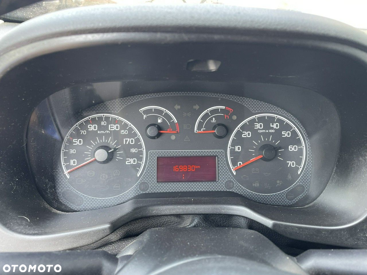 Fiat Qubo 1.3 Multijet 16V DPF Start&Stop Dynamic - 19