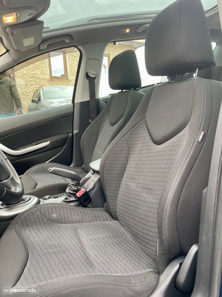 Peugeot 308 SW 1.6 HDi Premium CVM6 - 10