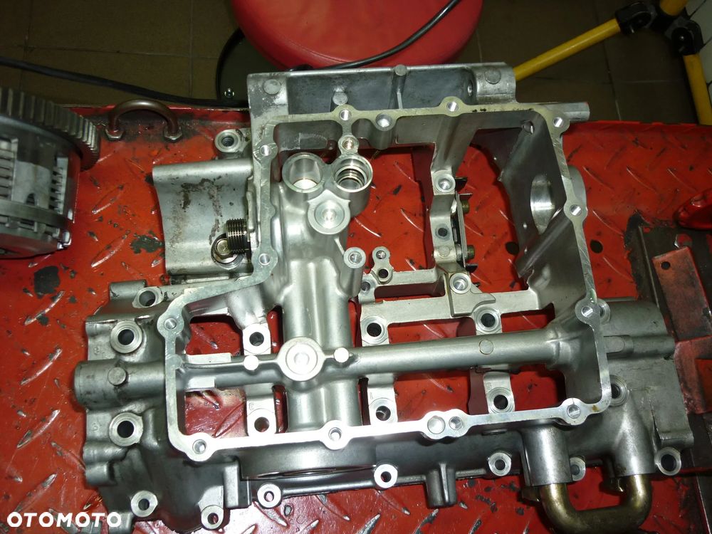 Pokrywa zaworów Yamaha R6 1999-2002 - 7