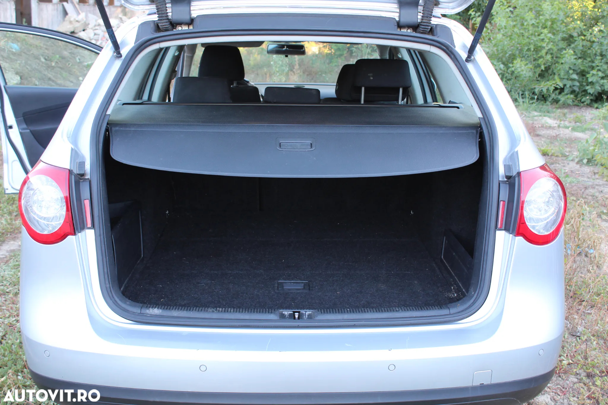 Volkswagen Passat Variant 2.0 TDI DPF DSG Comfortline - 10