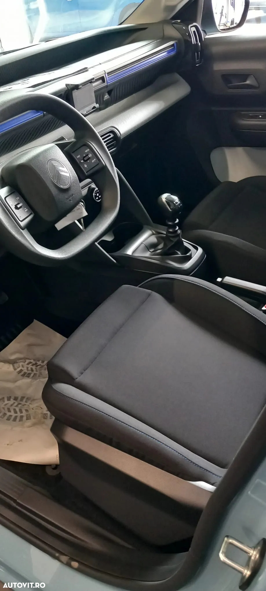 Citroën C3 1.2 PureTech 100 S&S BVM6 YOU! - 9