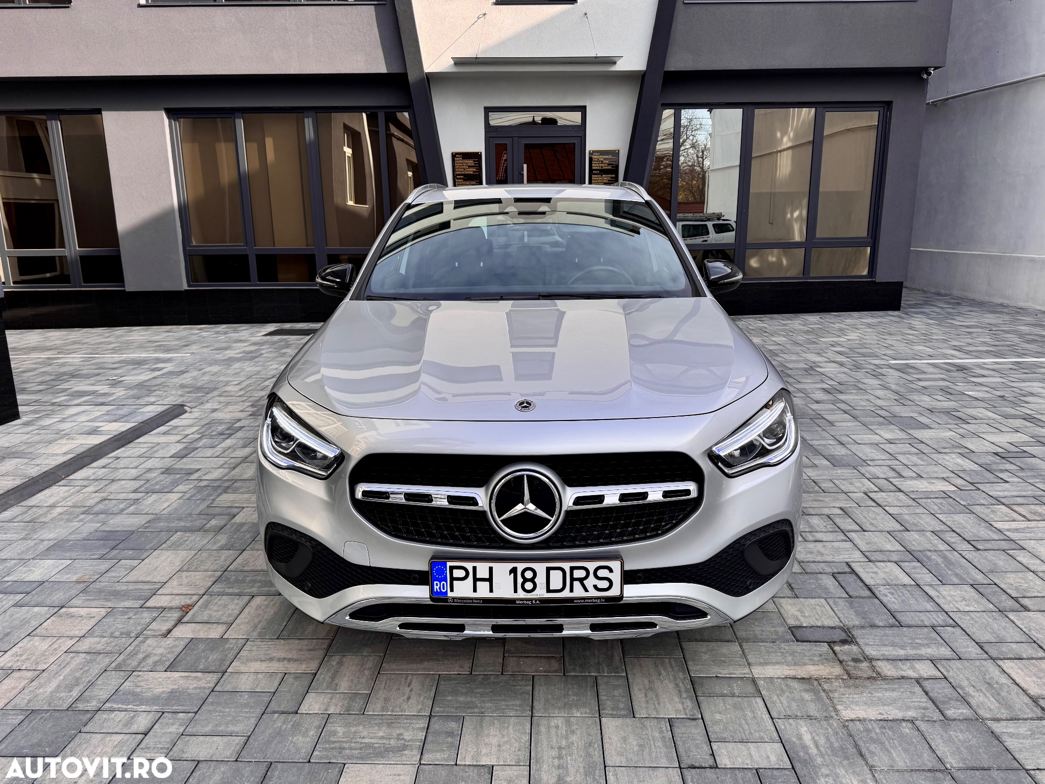 Mercedes-Benz GLA - 3