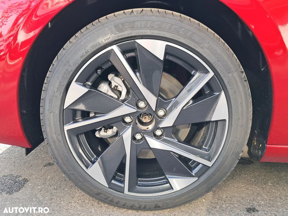 Peugeot 308 1.5L BlueHDI 130 S&S EAT8 Allure - 9