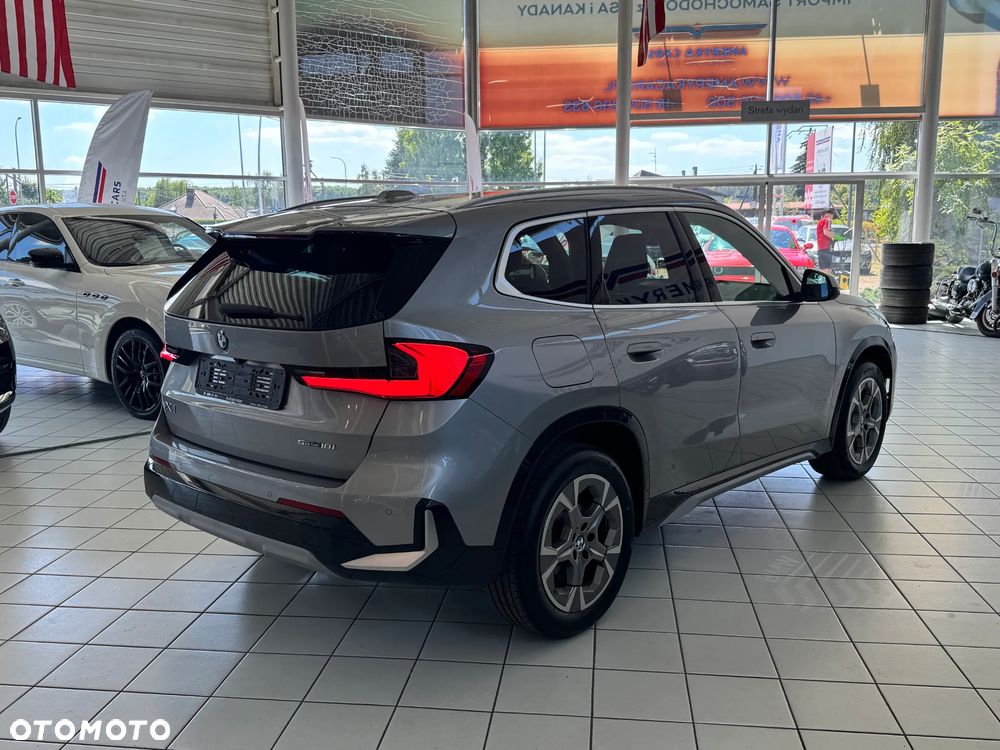 BMW X1 sDrive18i - 6