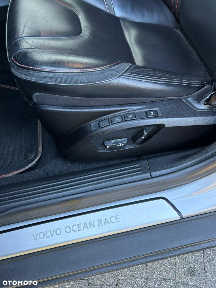 Volvo V40 D4 Drive-E Ocean Race - 10