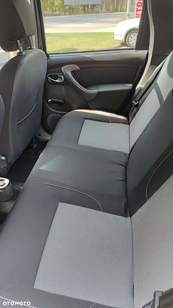 Dacia Duster 1.6 SCe Access S&S - 9