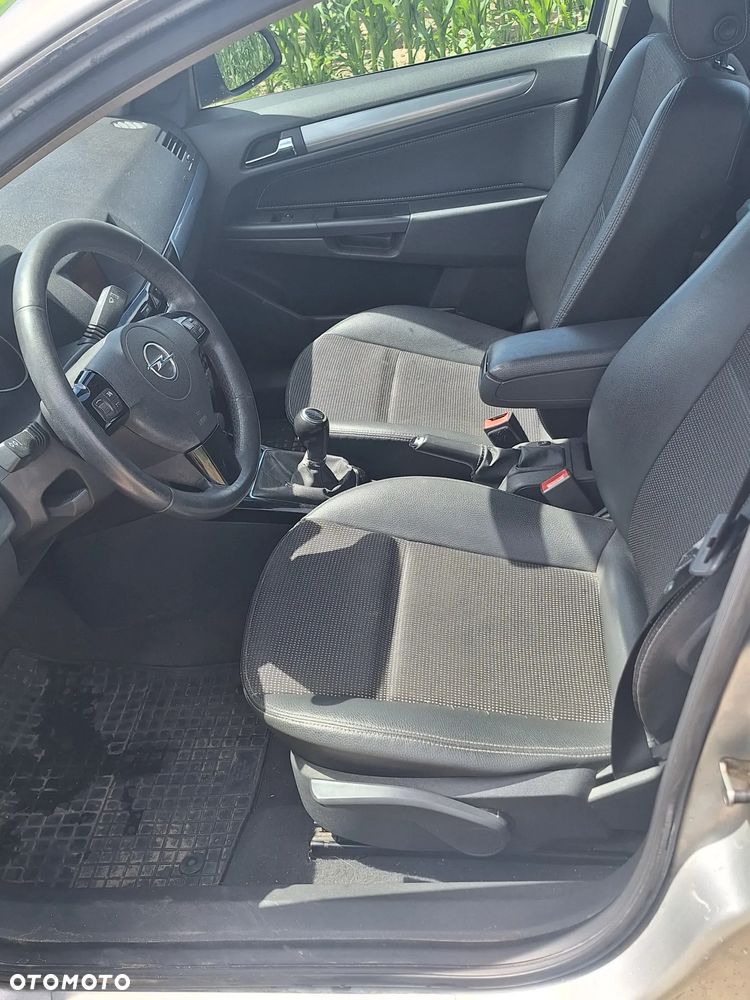 Opel Astra 1.7 CDTI Edition - 6