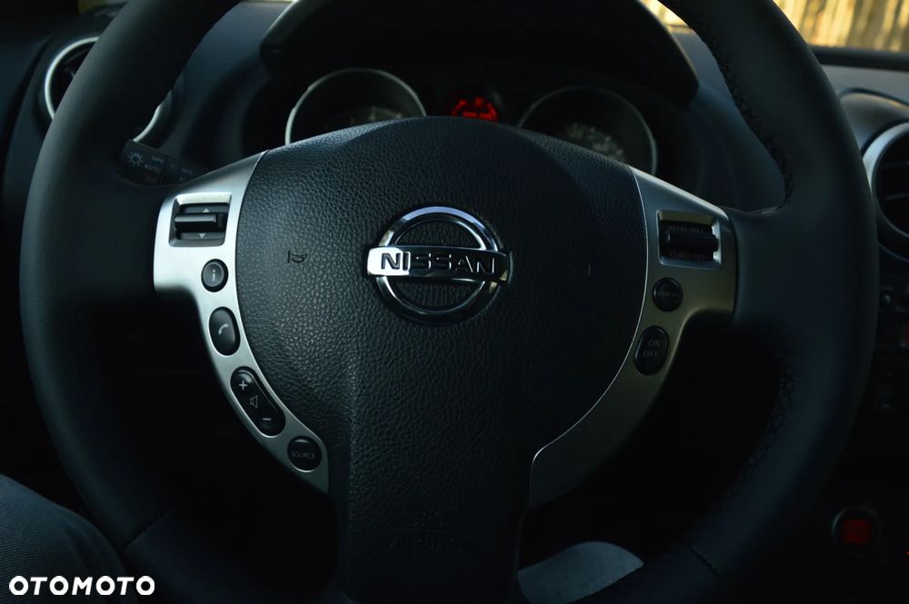 Nissan Qashqai 2.0 tekna - 23