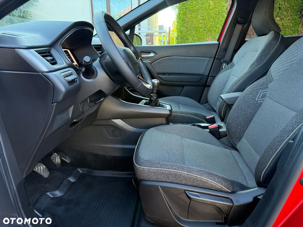 Renault Captur 1.3 TCe mHEV Techno - 16