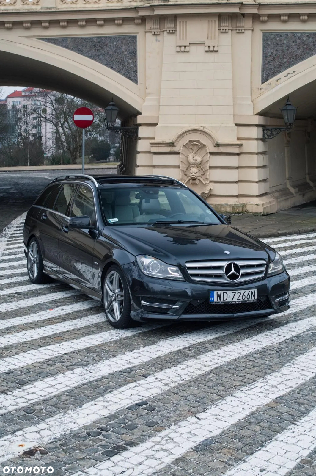 Mercedes-Benz Klasa C 250 (BlueTEC) d 4Matic T 7G-TRONIC AMG Line - 10
