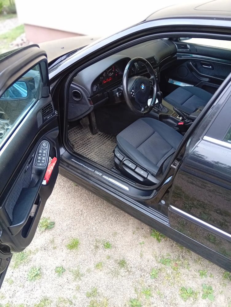 BMW Seria 5 - 10