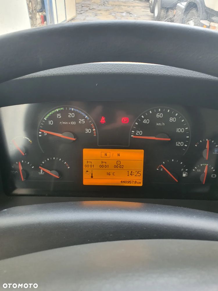 Volvo FL - 7