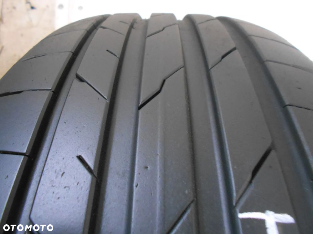 OPONA POJEDYNKA 235/50R19 HANKOOK VENTUS EVO SUV DOT 0525 7MM - 2