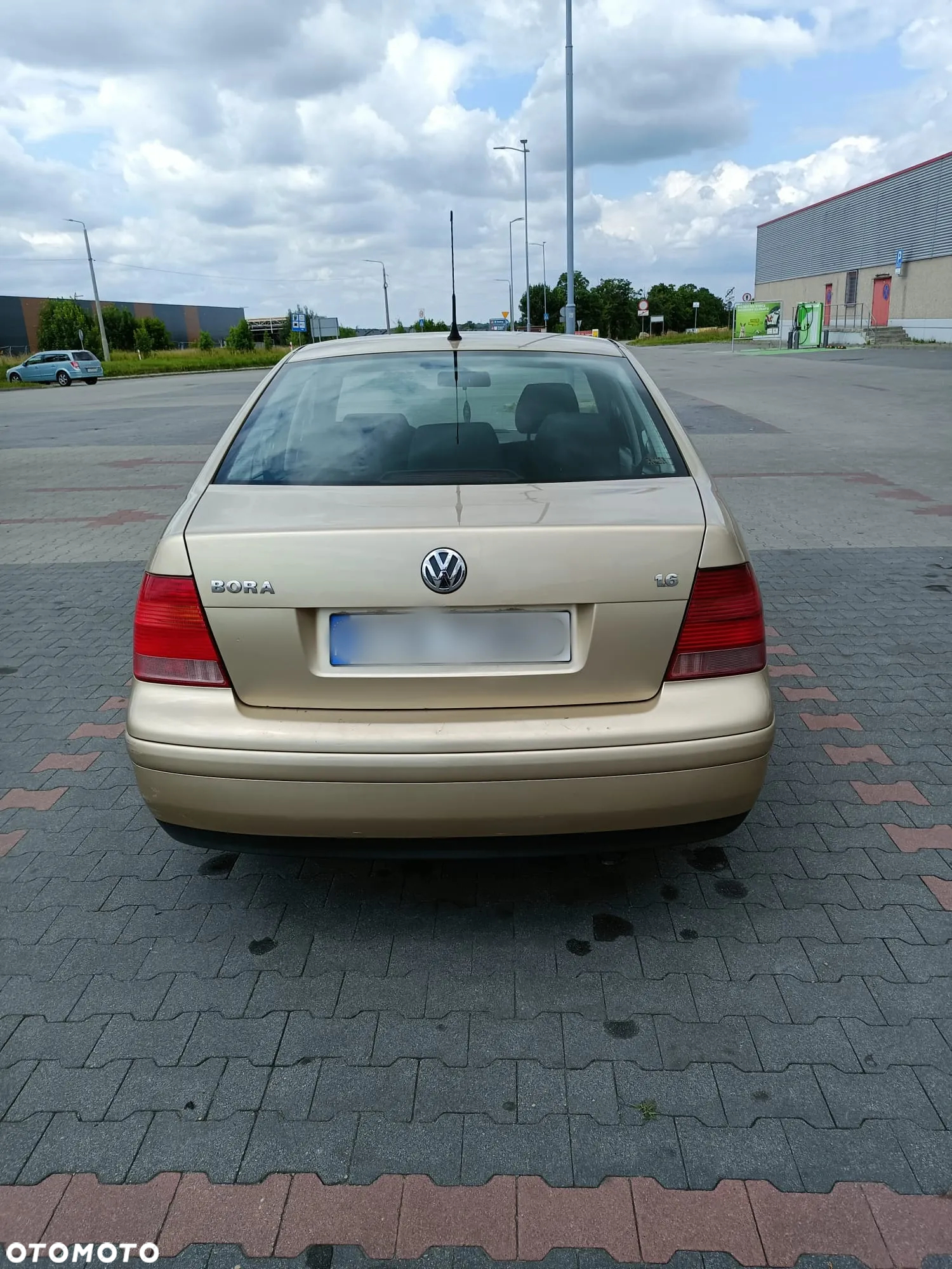 Volkswagen Bora - 2
