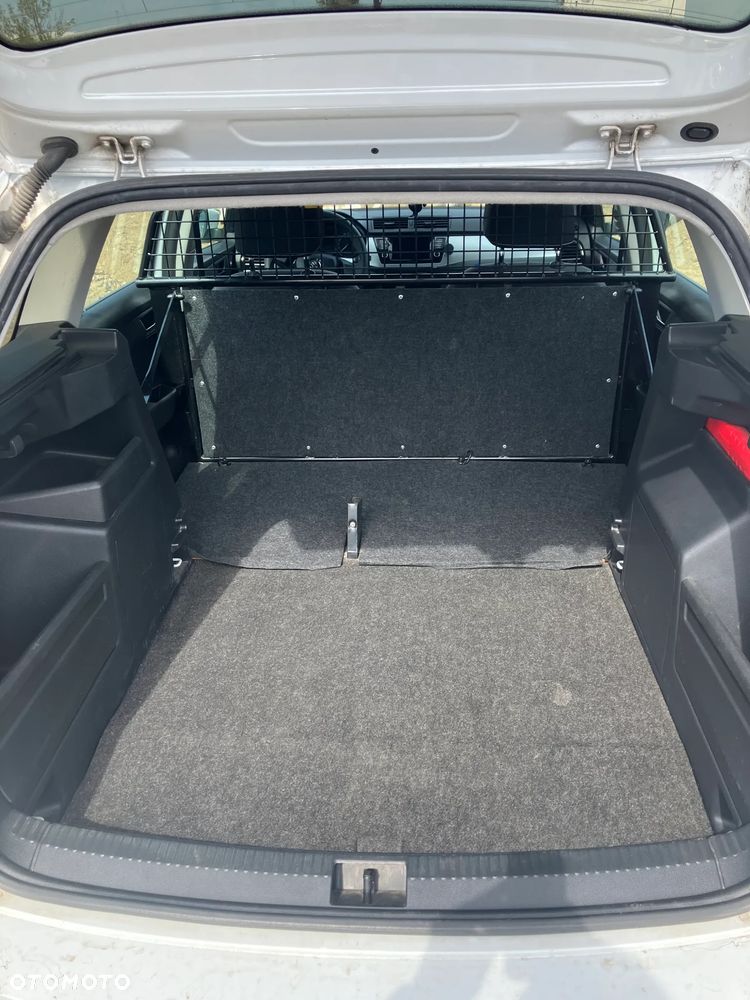 Skoda Fabia 1.0 TSI Ambition - 10