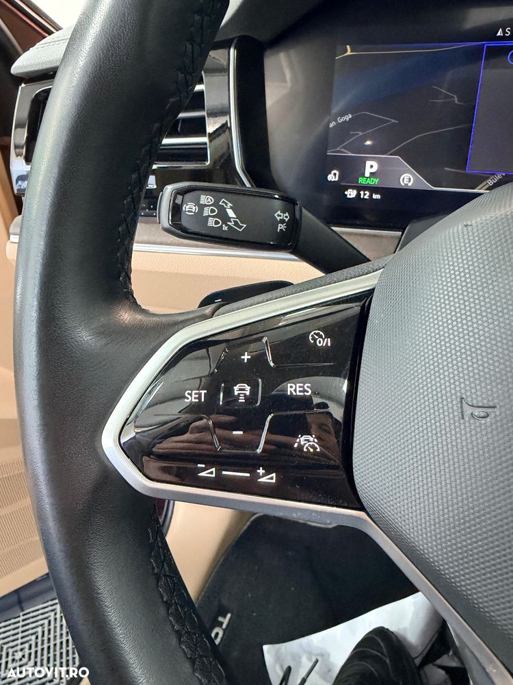 Volkswagen Touareg V6 TSI eHybrid PHEV Elegance - 29