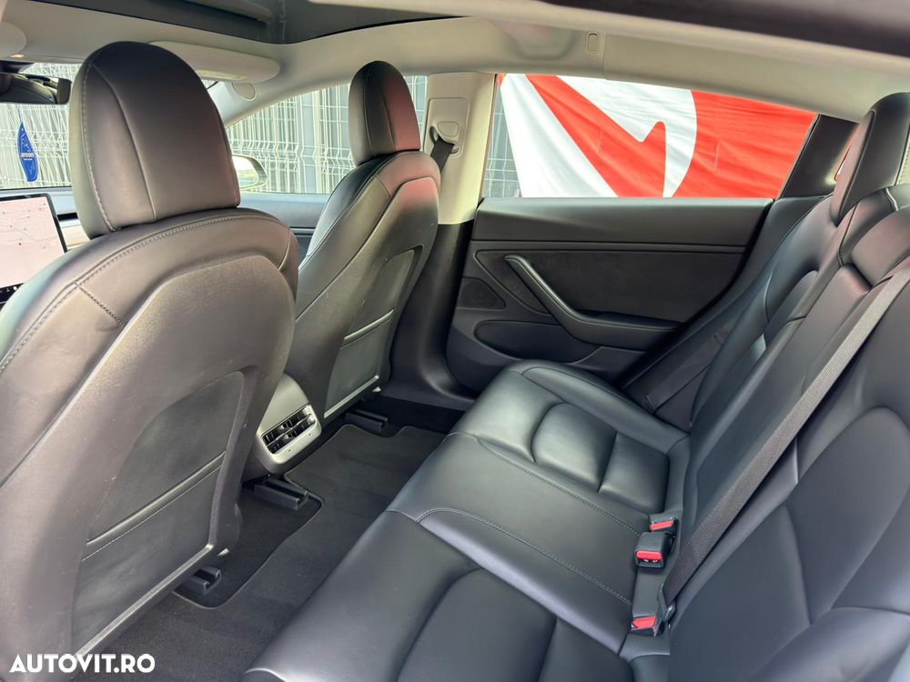 Tesla Model 3 Langstreckenbatterie Allradantrieb Dual Motor - 13