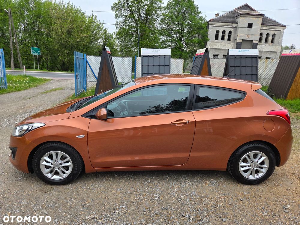 Hyundai i30 1.4 Classic + - 3